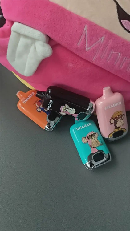 Mrożenie banana krok po kroku, porady i triki oraz jak e-dym wpływa na smak deserów i dlaczego e-dym jest popularny