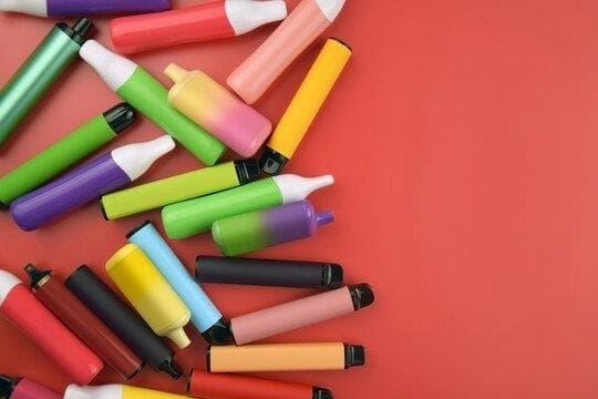 Raporty e cigarette danger oraz baterie okrągłe ujawniają nowe zagrożenia dla użytkowników