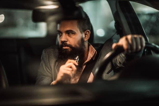 Mrożenie banana krok po kroku, porady i triki oraz jak e-dym wpływa na smak deserów i dlaczego e-dym jest popularny